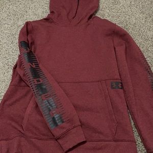 Men’s under armour hoodie